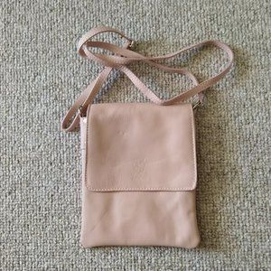 Vera Pelle Genuine soft Italian leather Crossbody NWOT